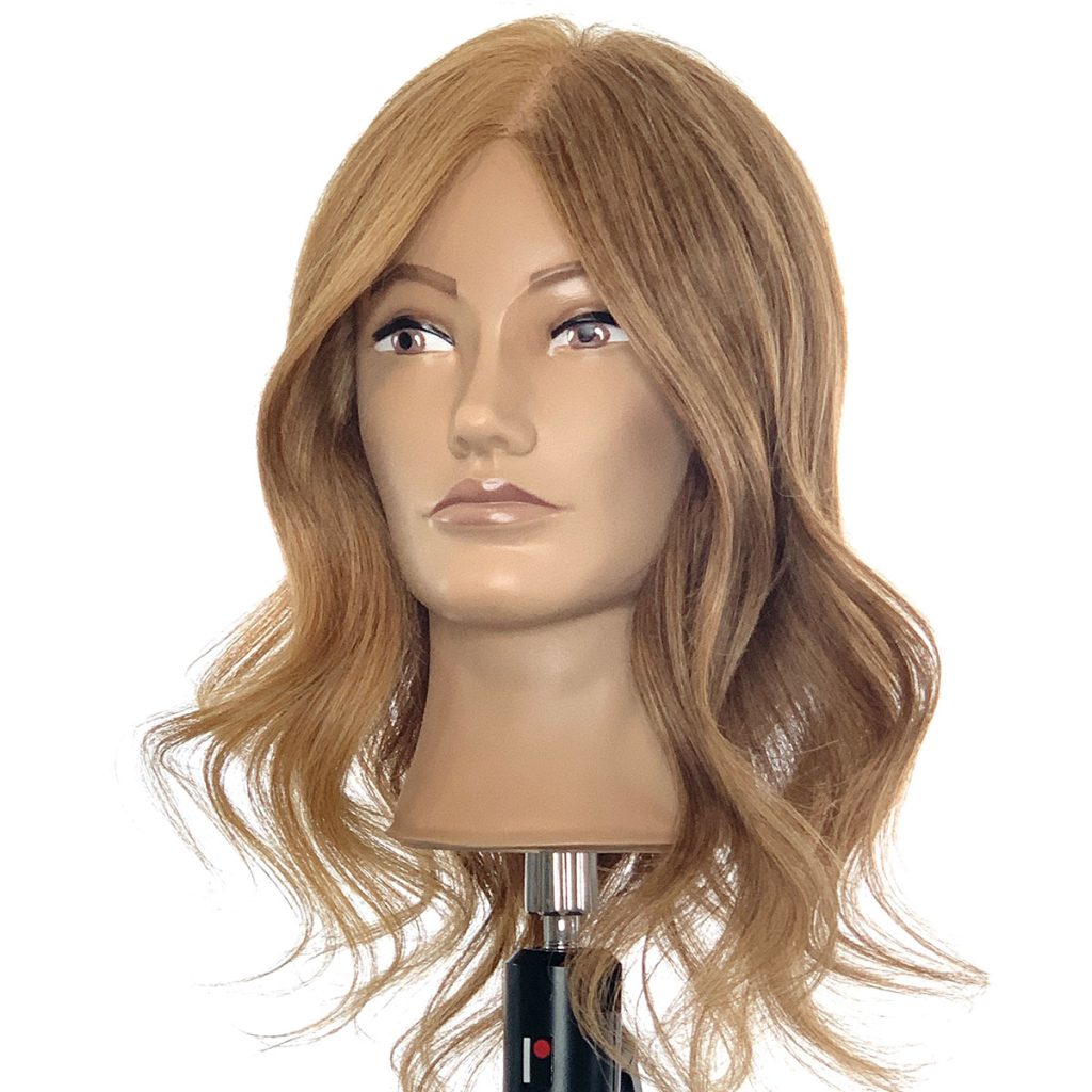 Alyse Mannequin Lifestyle