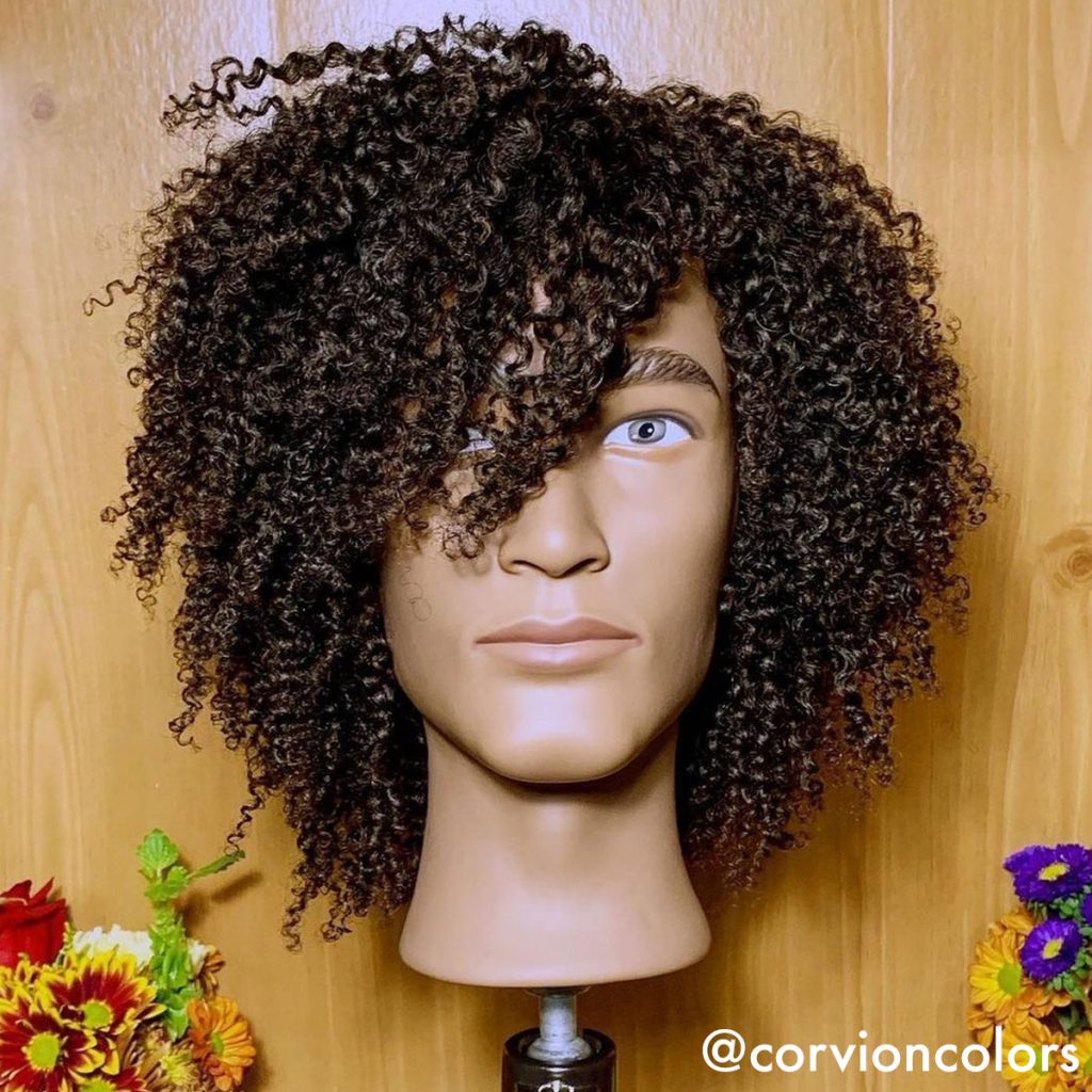 Cameron Mannequin Lifestyle